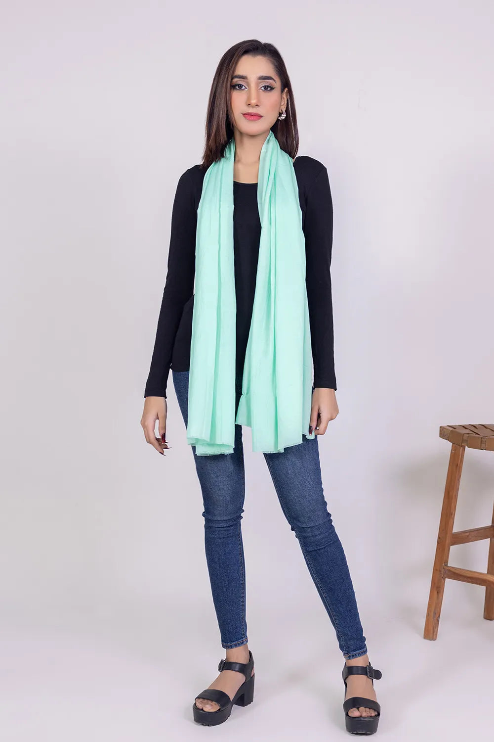 Brand GulAhmed - Solid Green Scarf - GUL-161